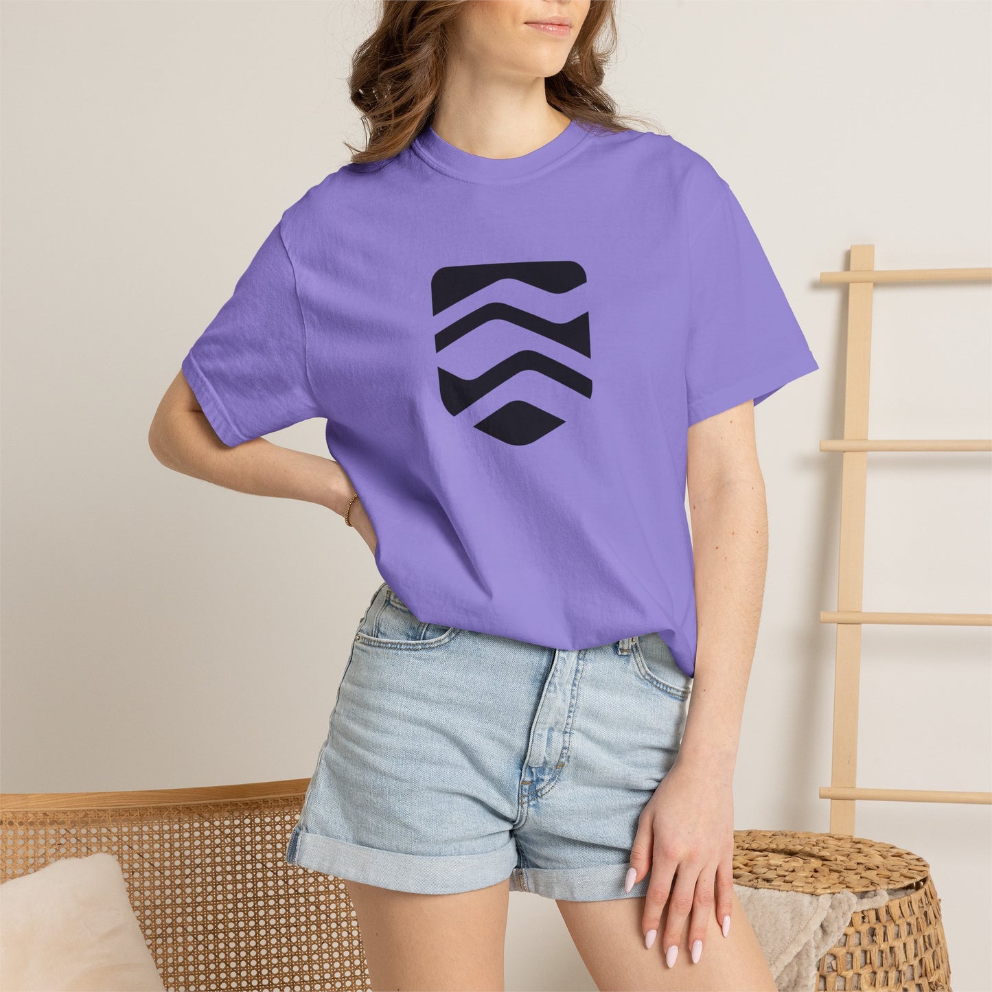 HAULEE Shield Logo Everyday Tee